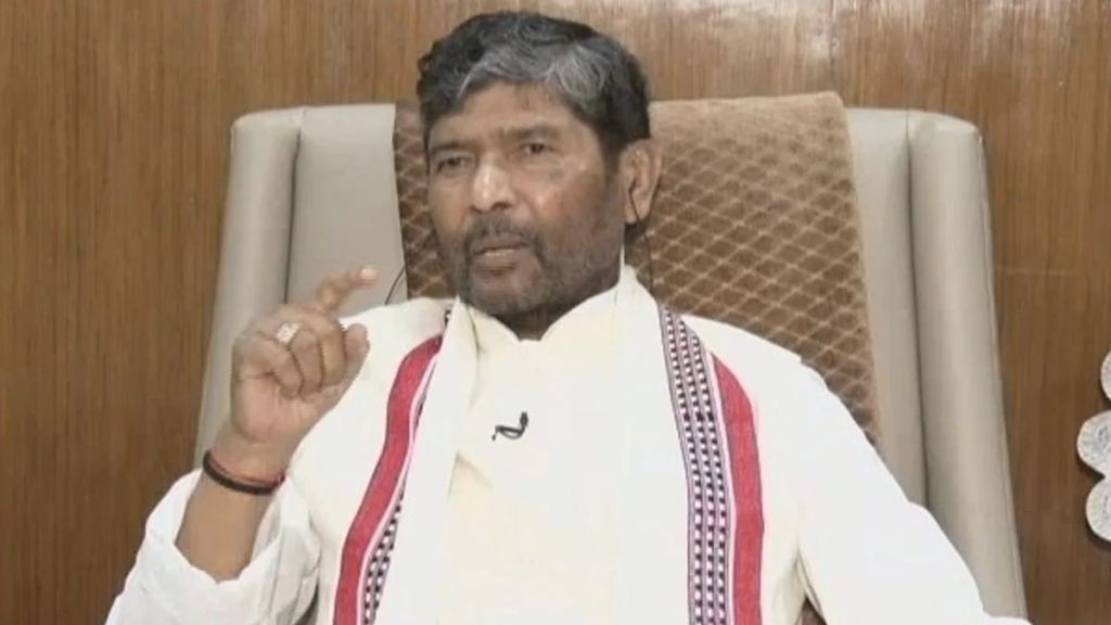 भतीजे चिराग पासवान की पार्टी से बीजेपी के करार के साथ केंद्रीय मंत्री पशुपति पारस ने दिया इस्तीफा&hellip;