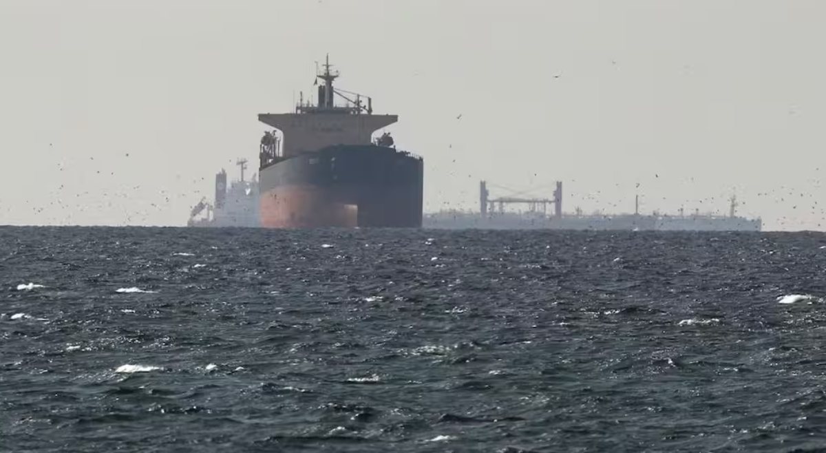 भारतीय तेल टैंकरों पर IRGC की ताबड़तोड़ फायरिंग; होर्मुज का किला भेद सुरक्षित निकला &lsquo;देश गरिमा&rsquo;