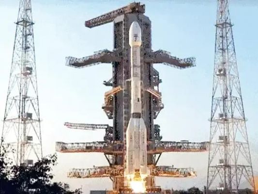 ISRO ने की INSAT-3D सैटेलाइट की लॉन्चिंग