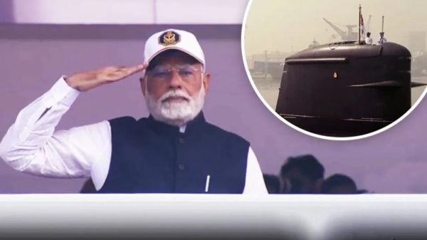 देश को मिले &lsquo;त्रिदेव&rsquo;: PM मोदी ने INS सूरत, नीलगिरि और वाघशीर इंडियन नेवी को समर्पित किया,&nbsp;बोले- आत्मनिर्भर भारत के लिए आज दिन का सबसे बड़ा