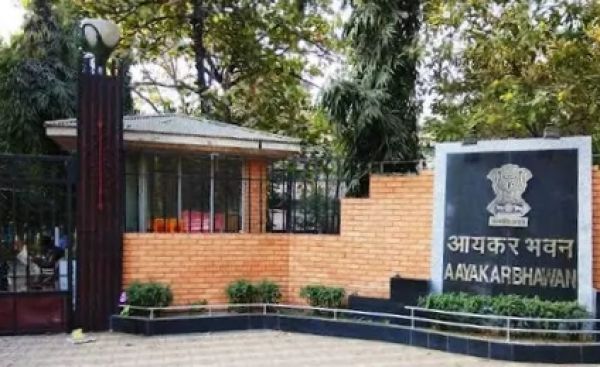 ITR दाखिल करने की अंतिम तिथि नहीं बढ़ाई गई, आयकर विभाग ने फर्जी खबरों का किया खंडन  