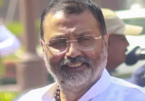 भाजपा सांसद निशिकांत दुबे का कांग्रेस पर 'कॉरपोरेट दलाली' का आरोप  