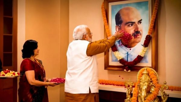 &lsquo;370 हटाना सच्ची श्रद्धांजलि&rsquo;, पीएम मोदी ने 125वीं जयंती पर डॉ. श्यामा प्रसाद मुखर्जी को किया याद