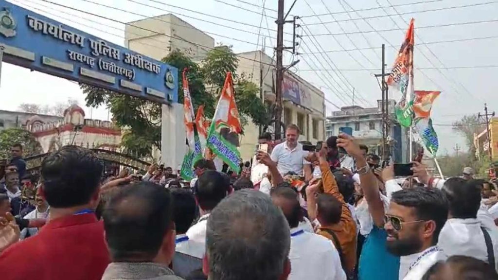 बापू को नमन कर राहुल गांधी ने छत्तीसगढ़ में शुरू की भारत जोड़ो न्याय यात्रा