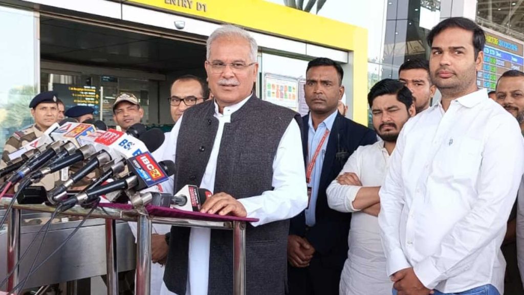 छत्तीसगढ़ में धर्मांतरण पर कानून : पूर्व सीएम भूपेश बघेल ने सरकार पर कसा तंज