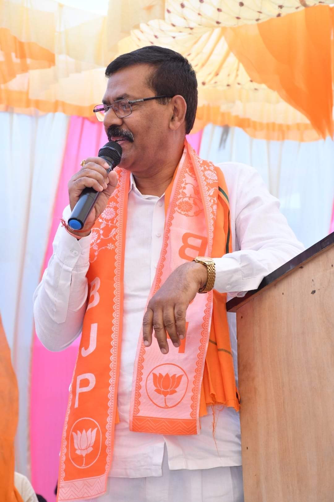 कांग्रेस की खुद अपनी कोई गारंटी नहीं रही, वो जनता को गारंटी दे रही हैं,झूठ परोसना कांग्रेस की फितरत,देश में एक ही गारंटी चलती हैं और वो है मोदी जी की