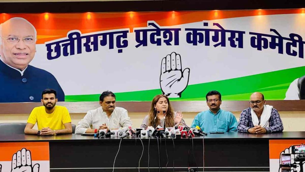 भाजपा सरकार पर बरसीं कांग्रेस की राष्ट्रीय प्रवक्ता राधिका खेड़ा, कहा &ndash; मोदी 10 साल के काम पर वोट नहीं मांगते, सिर्फ झूठ, सांप्रदायिकता और नफरत फैलाने का कर रहे काम