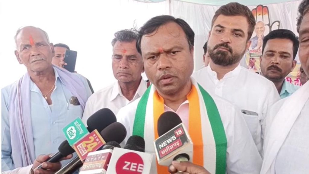 पीसीसी चीफ दीपक बैज मतदाताओं से तीसरे चरण के मतदान में बढ़-चढ़ हिस्सा लेने की अपील, कहा- देश में कांग्रेस के पक्ष में दिख रहा माहौल&hellip;