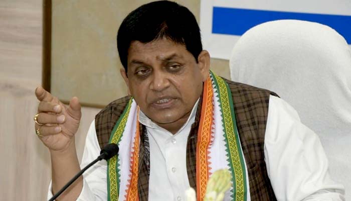 शिव डहरिया ने भाजपा के दिग्गज नेताओं पर कसा तंज, कहा- पूर्व मंत्री मूणत की मानसिक स्थिति ठीक नहीं