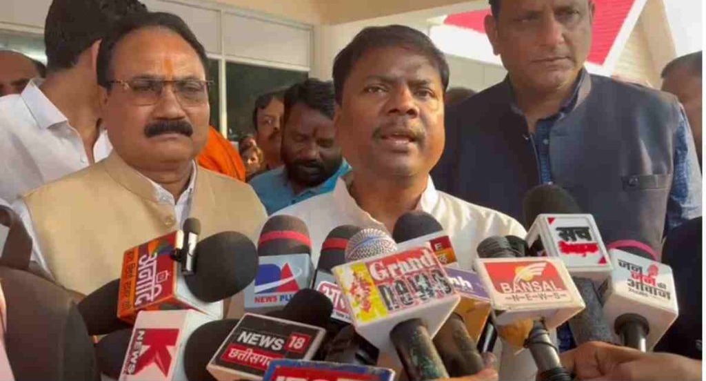 धान खरीदी पर सियासत : मंत्री केदार कश्यप बोले &ndash; अपने शासनकाल में कभी खरीदी केंद्रों में नहीं गए कांग्रेसी, अभी जा रहे तो स्वागत है&hellip;