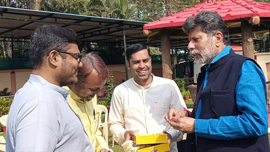 कांग्रेस के पूर्व विधायक की गाड़ी में गांजा मिलने पर भाजपा प्रदेश अध्यक्ष सिंहदेव का सवाल, &lsquo;आखिर ऐसे मामलों में कांग्रेस के लोगों का क्यों होता है इन्वॉल्वमेंट&rsquo;