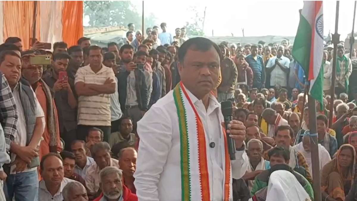 गारे पेल्मा सेक्टर-1 कोल माइंस का विरोध, ग्रामीणों को मिला कांग्रेस का समर्थन