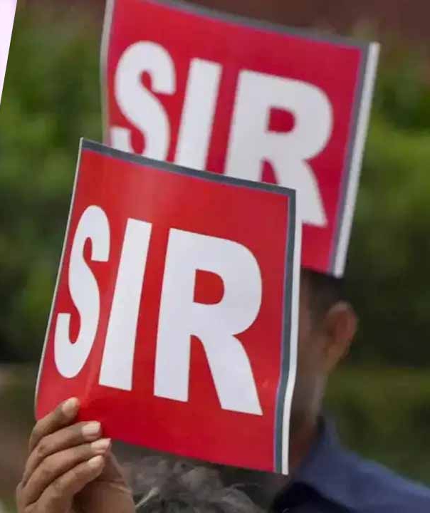 SIR विवाद: छत्तीसगढ़ में 27 लाख मतदाताओं के नाम कटने पर कांग्रेस का हमला, चुनाव आयोग से सूची सार्वजनिक करने की मांग