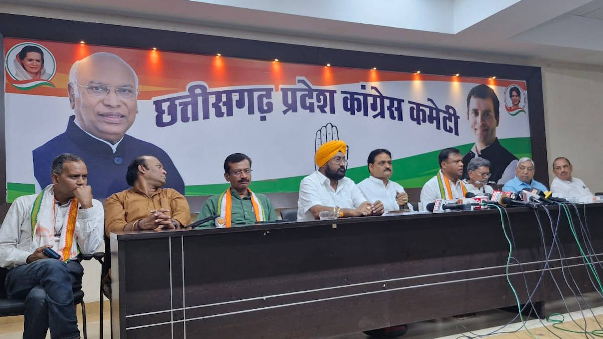 वेदांता हादसे को लेकर कांग्रेस आक्रामक, सरकार पर लगाया लापरवाही का आरोप