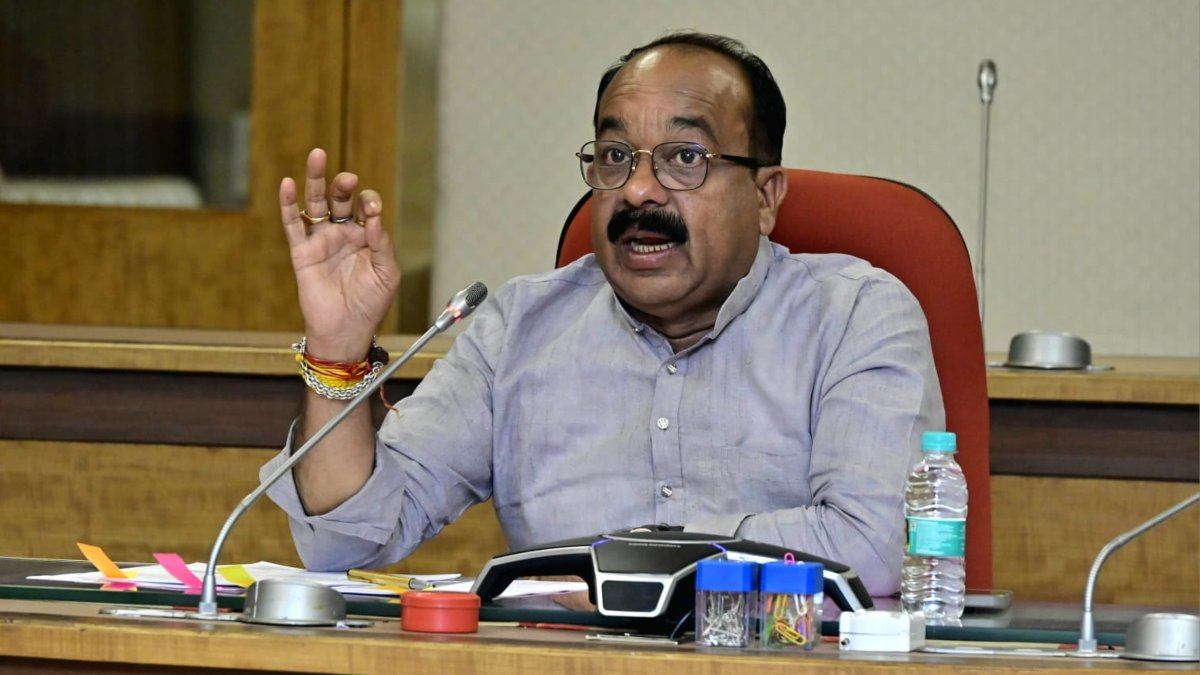 उप मुख्यमंत्री अरुण साव ने दी श्रमिक दिवस की बधाई: कांग्रेस पर बोला तीखा हमला