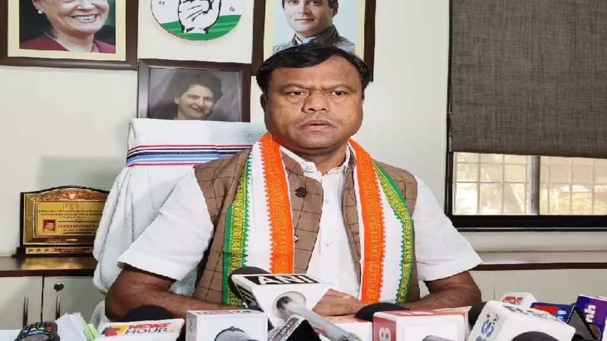 दीपक बैज का विवादित बयान, कहा &ndash; मोदी, मेलोनी के साथ गए हैं हनीमून मनाने, वेडिंग शूट की तरह वायरल हो रही तस्वीरें