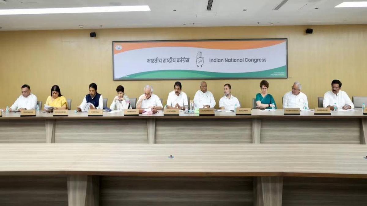 AICC बैठक में बनी रणनीति, महंगाई और किसानों के मुद्दे पर भाजपा को घेरेगी कांग्रेस