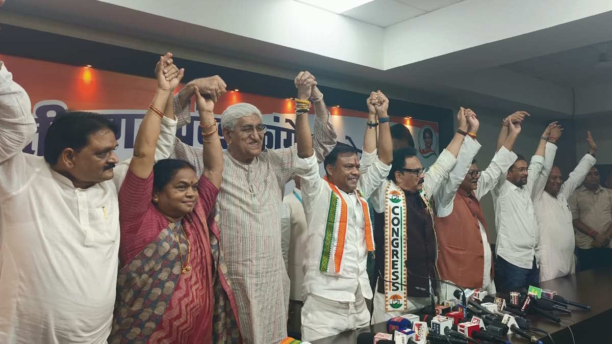नवनियुक्त छग कांग्रेस प्रभारी सुखदेव भगत ने साधा मुख्य चुनाव आयुक्त पर निशाना, कहा- 