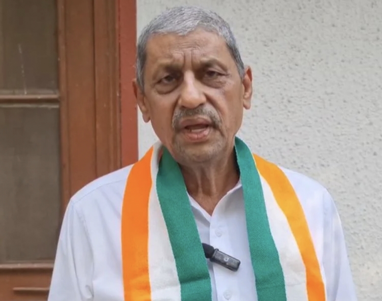 छत्तीसगढ़ में SIR पर सियासी घमासान, मोहम्मद अकबर ने मतदाता सूची से नाम हटाने पर उठाए सवाल
