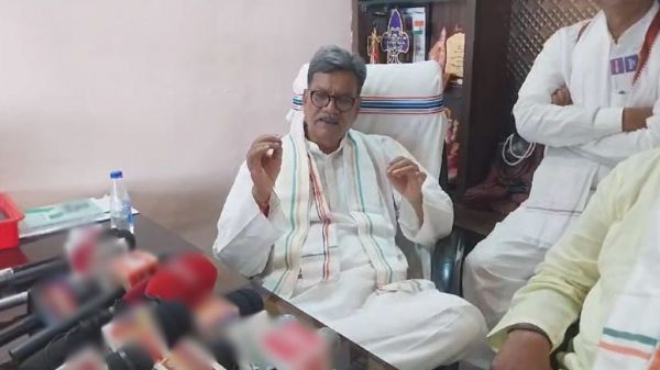 कोविशिल्ड को लेकर हुए खुलासे के बीच वैक्सीन पर नेता प्रतिपक्ष महंत ने उठाए सवाल, कहा- लोगों को हो रहा इसका साइड इफेक्ट्स&hellip;