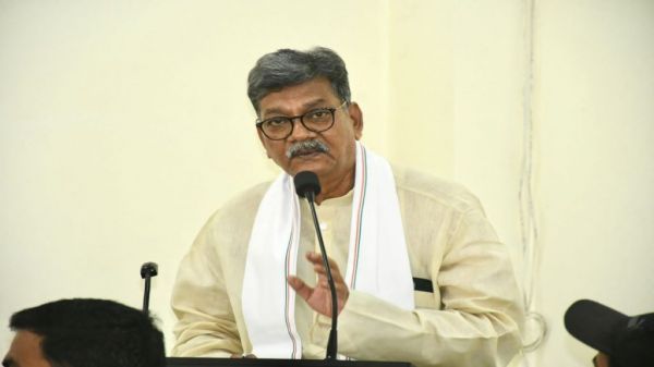 मतगणना को लेकर नेता प्रतिपक्ष महंत ने अभिकर्ताओं से की अपील, कहा- लोकतंत्र को बचाए रखने के लिए रहें चौकस