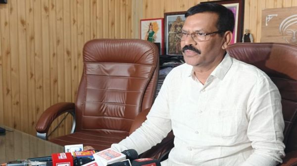 कांग्रेस ने की दो केंद्रीय मंत्री बनाने की मांग, विधायक मोतीलाल साहू बोले- कांग्रेस पहले अपने गिरेबान में झांके, ताम्रध्वज साहू को मुख्यमंत्री क्यों नहीं बनाया &hellip;