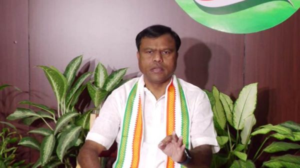 विधायक देवेंद्र यादव को पुलिस नोटिस पर दीपक बैज ने दी चेतावनी, कहा-