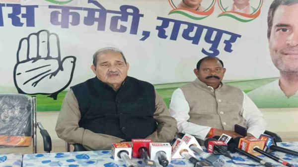 भाजपा के जनादेश दिवस पर कांग्रेस का तंज, धनेंद्र साहू ने कहा &ndash; सरकार अपनी उपलब्धि बताते तो अच्छा होता&hellip;