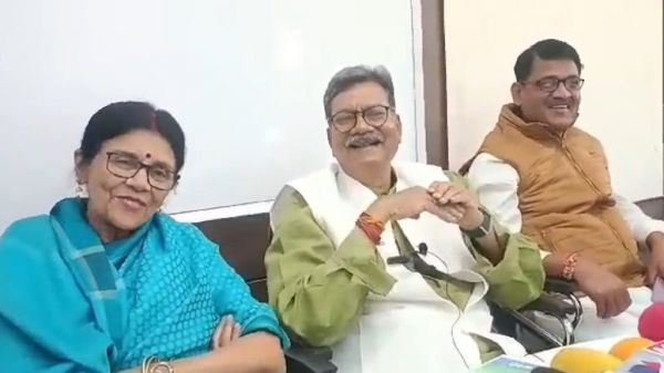 सिंहदेव के नेतृत्व में चुनाव लड़ने के बयान पर महंत ने दी सफाई, कहा- त्वरित आ रही प्रतिक्रिया हास्यास्पद&hellip;