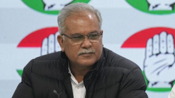 पूर्व मुख्यमंत्री भूपेश बघेल ने सरकार पर लगाया कांग्रेस नेताओं की जासूसी का आरोप