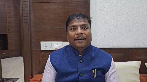 कांग्रेस भवन से पीसीसी चीफ दीपक बैज का मोबाइल चोरी: मंत्री केदार कश्यप ने कसा तंज