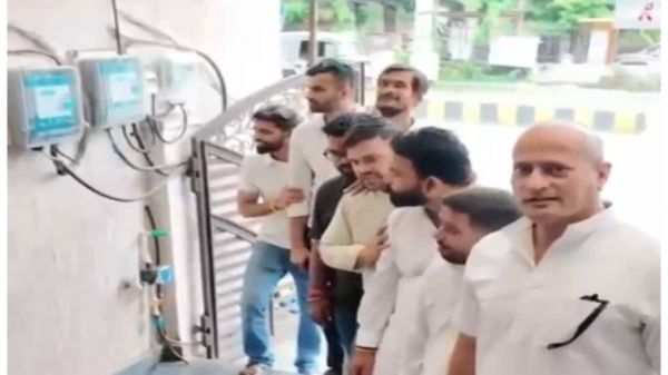 ट्रेंडिंग सॉन्ग के जरिए कांग्रेस का हमला, स्मार्ट मीटर और बिजली बिल पर उठाए सवाल