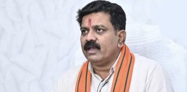 PM आवास को लेकर सियासी घमासान, उपमुख्यमंत्री विजय शर्मा ने भूपेश बघेल पर लगाया भ्रम फैलाने का आरोप