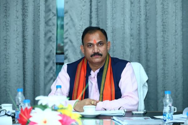 NEET काउंसलिंग शुरू होने से पहले सियासत तेज, NSUI के प्रदर्शन पर स्वास्थ्य मंत्री ने साधा निशाना