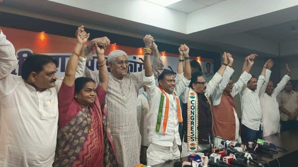 नवनियुक्त छग कांग्रेस प्रभारी सुखदेव भगत ने साधा मुख्य चुनाव आयुक्त पर निशाना, कहा- 