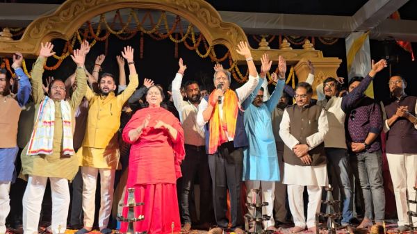 भव्य गंगा आरती के साथ राजिम कुंभ कल्प 2024 का हुआ शुभारंभ