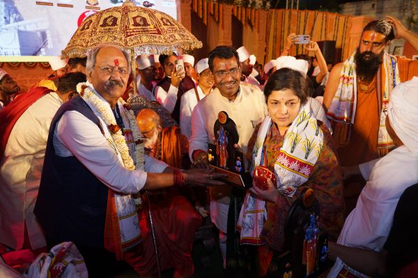 भव्य गंगा आरती के साथ राजिम कुंभ कल्प 2024 का हुआ शुभारंभ