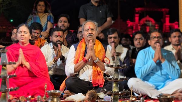 भव्य गंगा आरती के साथ राजिम कुंभ कल्प 2024 का हुआ शुभारंभ