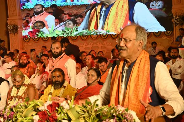 भव्य गंगा आरती के साथ राजिम कुंभ कल्प 2024 का हुआ शुभारंभ