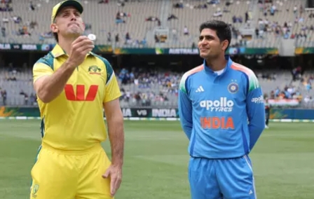 ऑस्ट्रेलिया ने टॉस जीतकर चुनी गेंदबाजी, भारतीय टीम में नीतीश रेड्डी को डेब्यू का मौका 