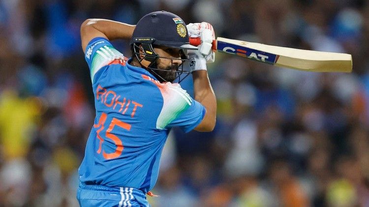 ICC द्वारा जारी ताजा रैंकिंग में रोहित शर्मा ने हासिल किया शीर्ष स्थान