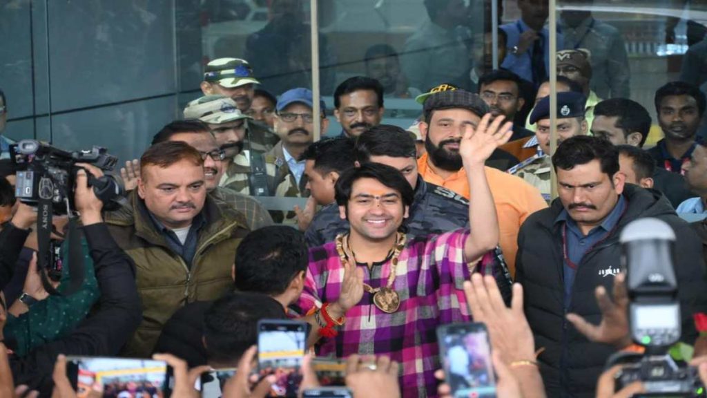 प्रभु श्रीराम के ननिहाल में गूंजेगी हनुमंत कथा, पंडित धीरेंद्र शास्त्री बोले- चिंता न करो अब छत्तीसगढ़ में नहीं चलेगा धर्मांतरण, मेरा साथ दो मैं तुम्हें हिंदू राष्ट्र दूंगा&hellip;