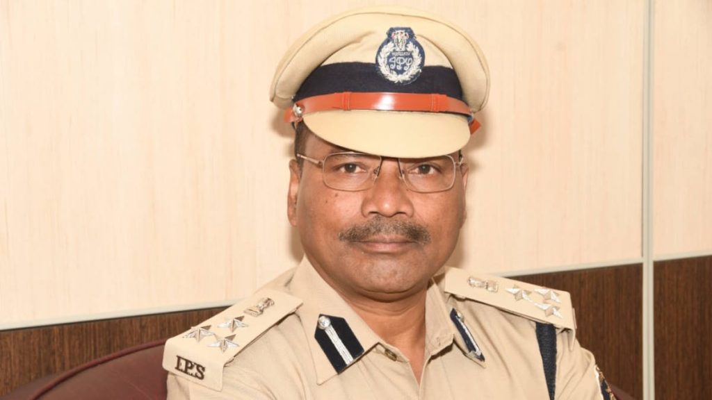 गणतंत्र दिवस पर पुलिस पदकों का ऐलान, छत्तीसगढ़ से 11 पुलिसकर्मियों को मरणोपरांत वीरता, 26 को वीरता और एक को मिलेगा विशिष्ट सेवा के लिए सराहनीय सेवा पदक