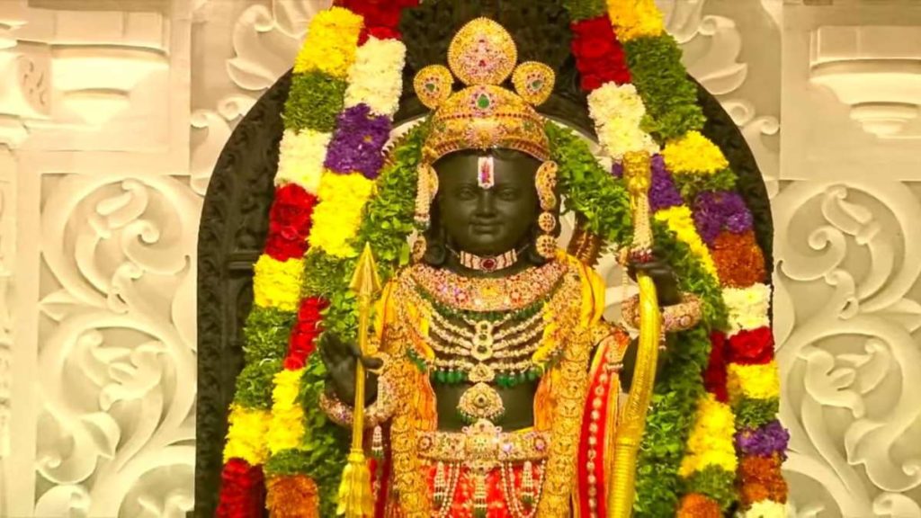 राम मंदिर ने दान के मामले में तोड़ा रिकार्ड, एक ही दिन में मिला इतने करोड़ चढ़ावा, डोनेशन में ये मंदिर हैं सबसे आगे