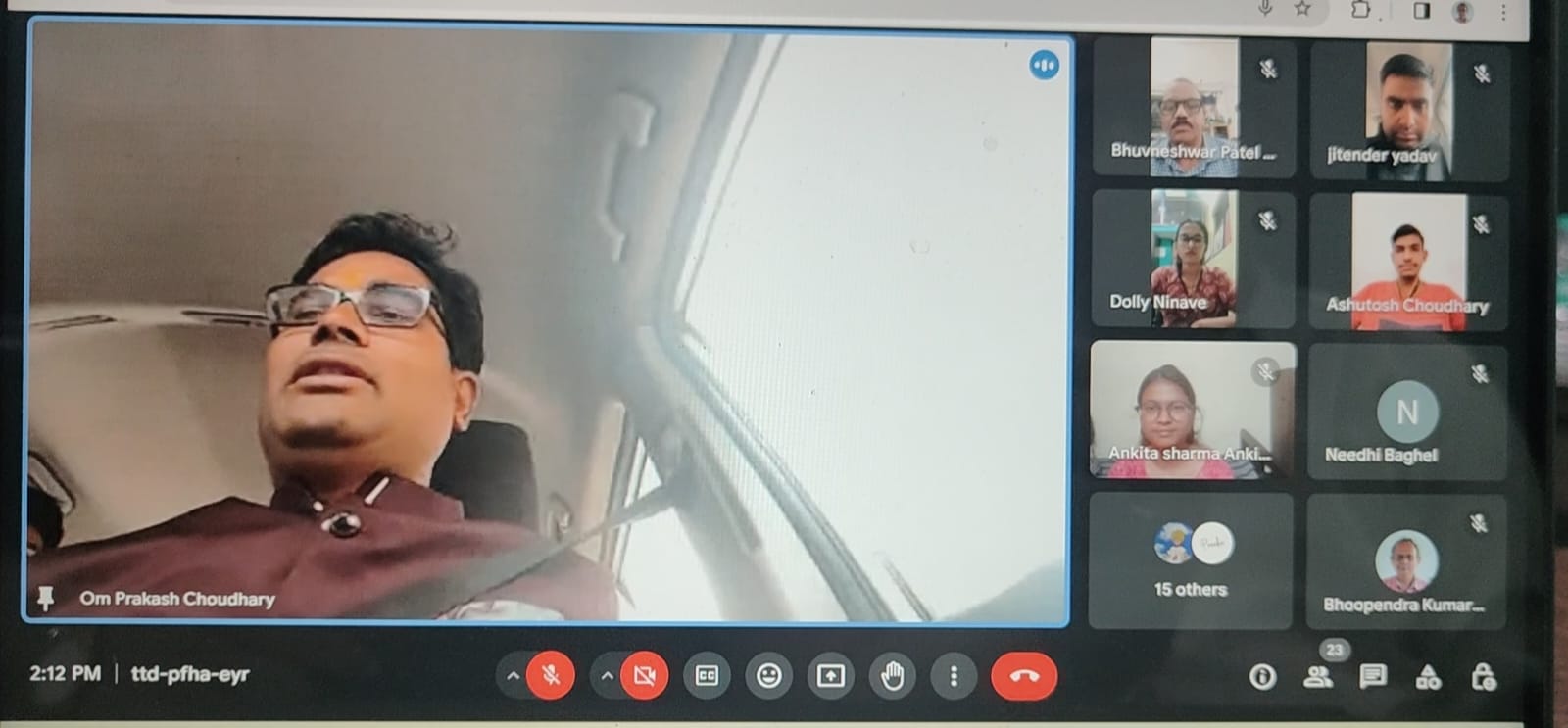 वित्त मंत्री ओ.पी. चौधरी ने छात्रों से की परीक्षा पर चर्चा, बढ़ाया मनोबल, छात्रों के सवालों के दिए जवाब