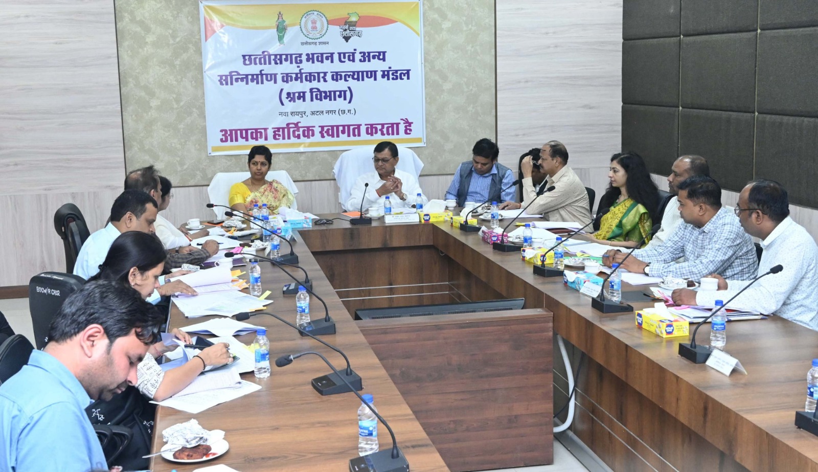 छ.ग. भवन एवं अन्य सन्निर्माण कर्मकार कल्याण मण्डल के संचालक मण्डल की बैठक में 524.06 करोड़ रूपए वार्षिक बजट की स्वीकृति