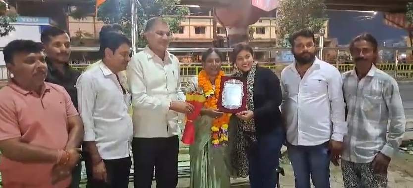 लोक कलाकार पूनम तिवारी को राष्ट्रपति ने संगीत नाट्य अकादमी पुरस्कार से किया सम्मानित, बोलीं- मेरी जीवन भर की तपस्या हुई सफल