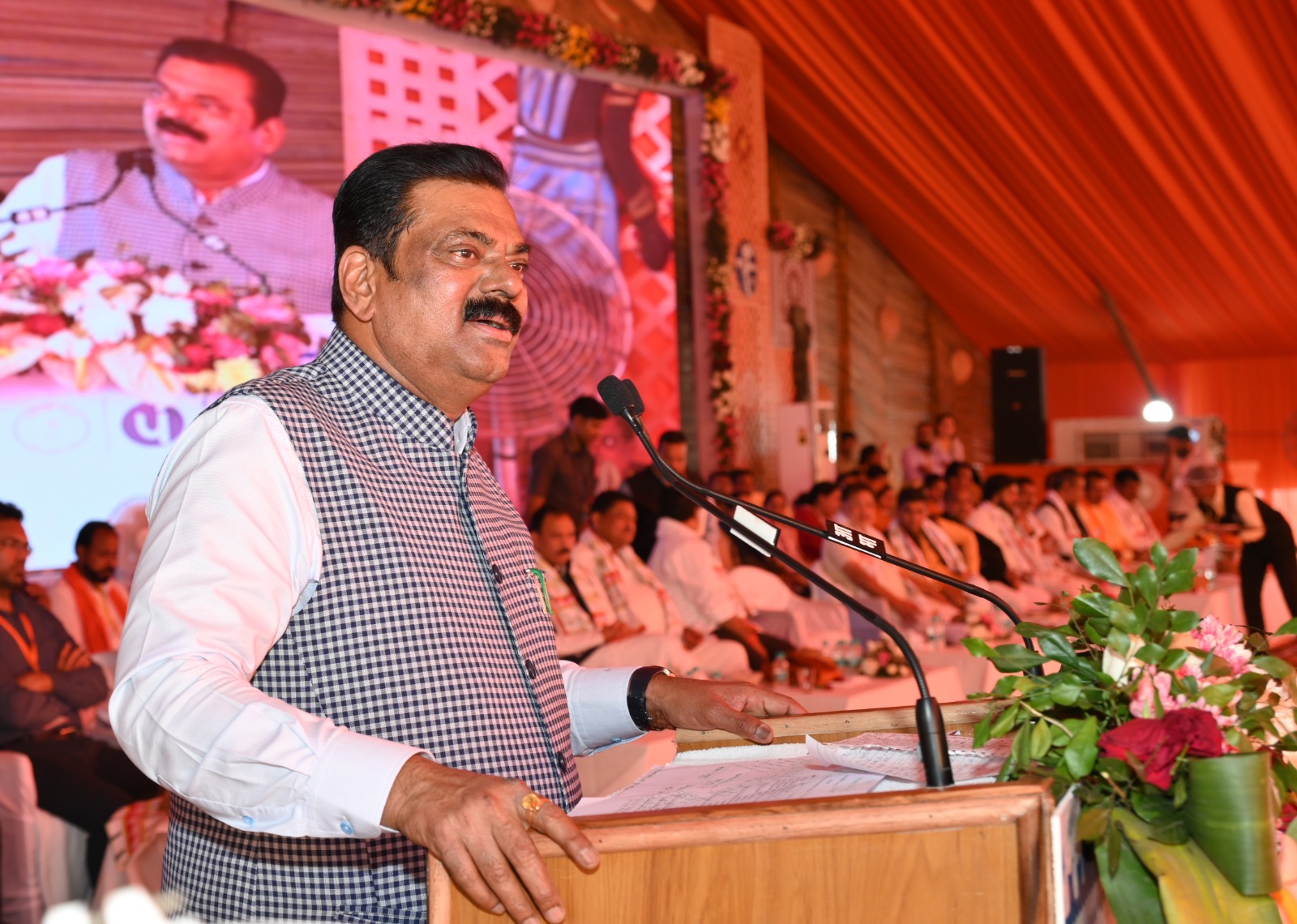 राज्य स्तरीय महापंचायत में शामिल हुए केंद्रीय राज्यमंत्री, कहा छत्तीसगढ़ सरकार ने पंचायत प्रतिनिधियों को मुख्यधारा में शामिल कर किया प्रोत्साहित