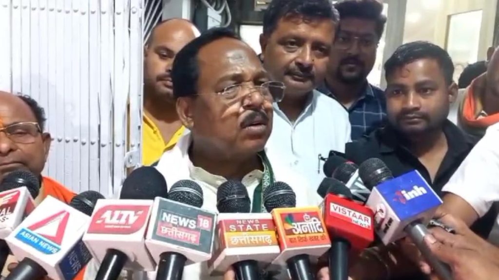 लोकसभा चुनाव की गहमागहमी के बीच मंत्री नेताम का विवादित बयान, भाजपा का विरोध करने वालों को बताया राक्षस, कहा- मोदी का विरोध मतलब श्रीराम का विरोध&hellip;