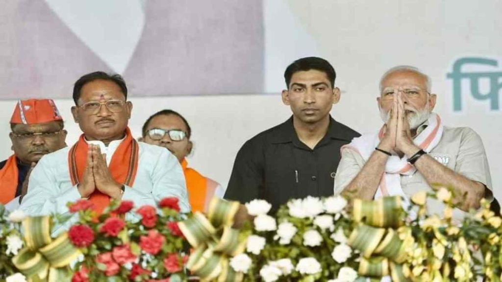 पीएम ने जनसभाओं में सीएम को भाई कहकर किया संबोधित, मोदी बोले- राकेट की गति से चल रही साय सरकार, भ्रष्टाचार और नक्सवाद पर सख्ती सराहनीय